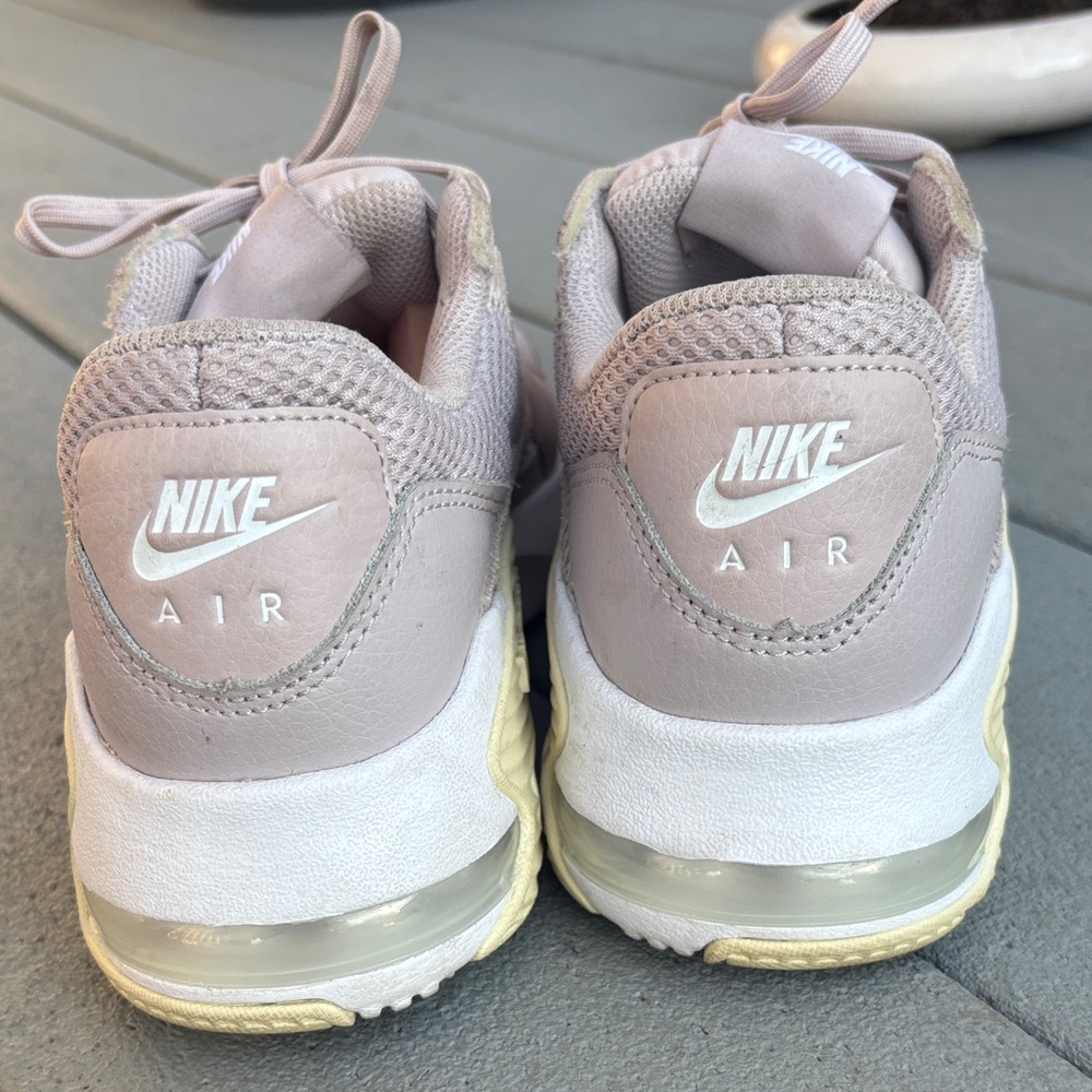 🌻Nike Women’s Pink/White Air Max Casual Sneakers 7.5 - Picture 4 of 10